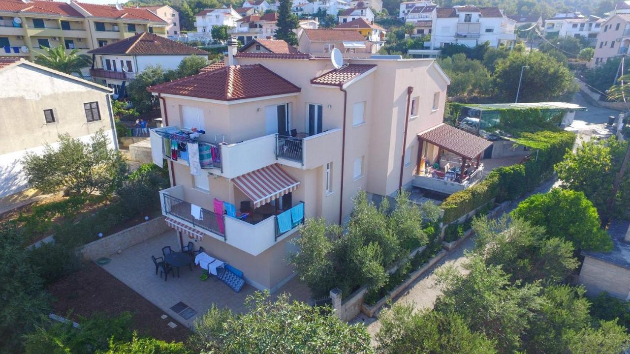 טרוגיר Apartmani Petra מראה חיצוני תמונה