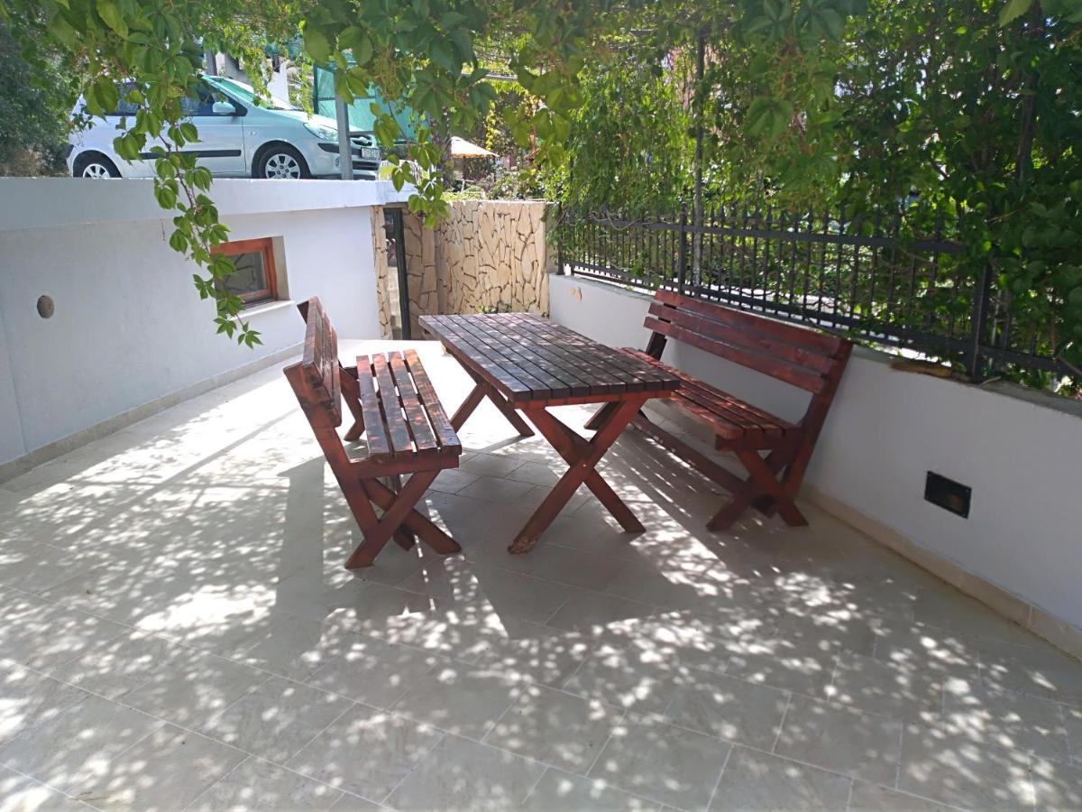 טרוגיר Apartmani Petra מראה חיצוני תמונה